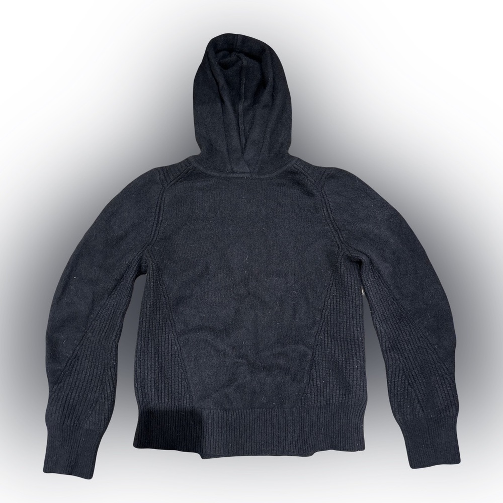 Rag and bone New York 100% cashmere sweater.